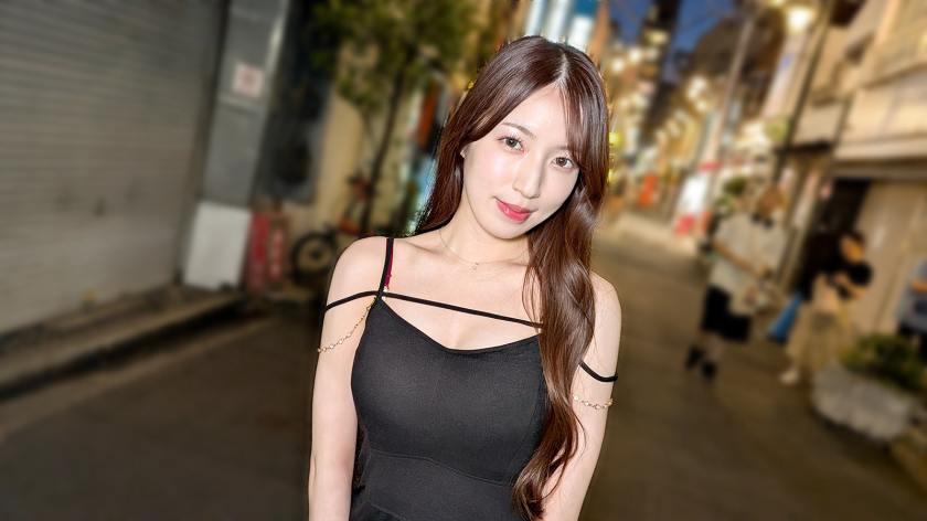 SIRO-5603 一眼相看,就注定会坠入爱河 茜