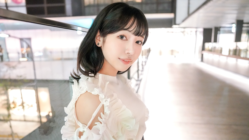 SIRO-5633 一位皮肤白皙的美丽女大学生!艾玛