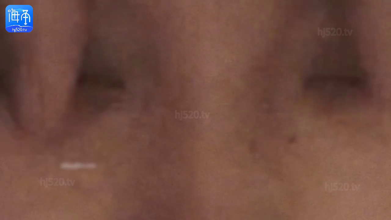 联手朋友几人灌醉平时高冷无比的颜值校花，醒着的时候多牛逼，现在是不是倒下了，被随意玩！