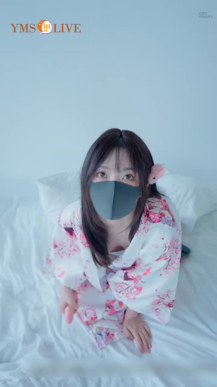 火爆网红玩偶姐姐 新流出和服少妇 粉嫩美鲍自慰